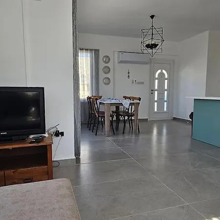 Tranquil Penthouse Turtle Bay Village Esentepe